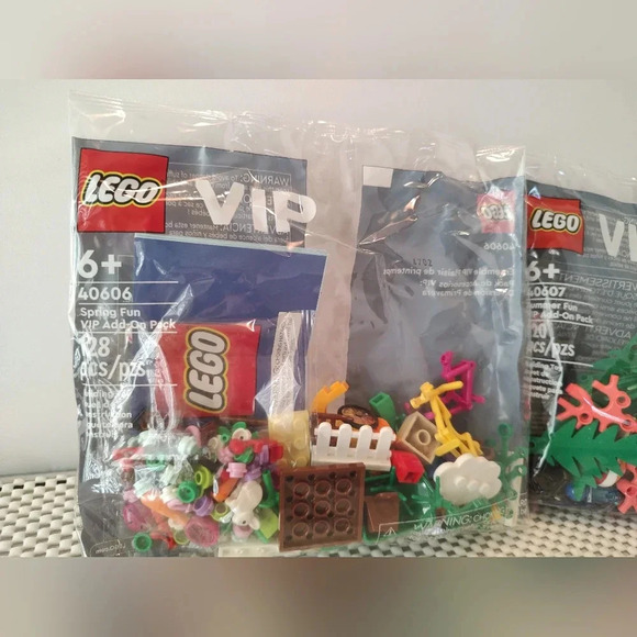 Lego VIP Add-on Packs Bundle: Spring Fun & Summer Fun - Picture 2 of 3
